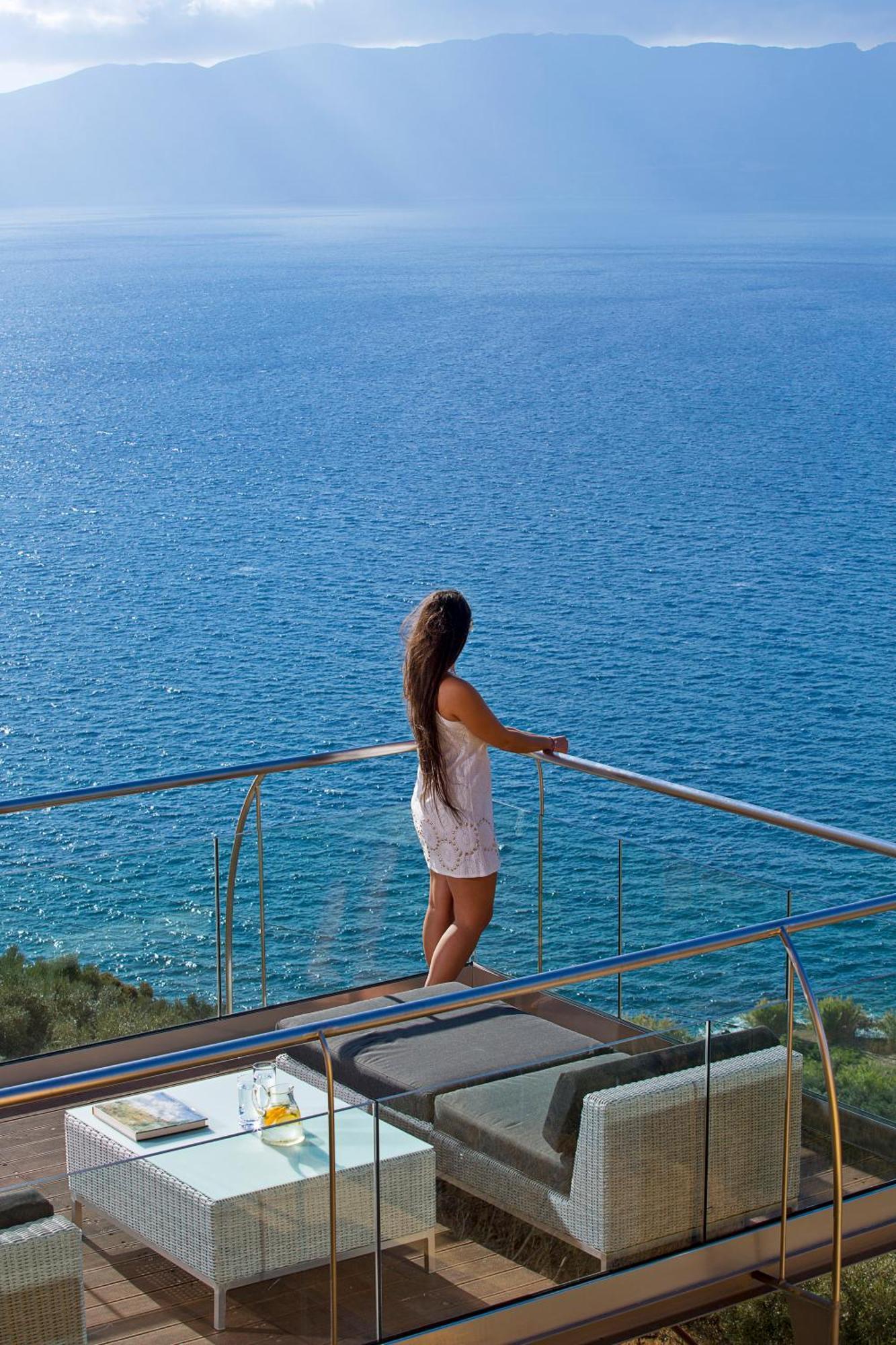 Beachfront Ravdoucha Epavlis Eleni Villa - Pool, Hot Tub, Gym, Sauna, Private Parking, Wifi La Canea Exterior foto