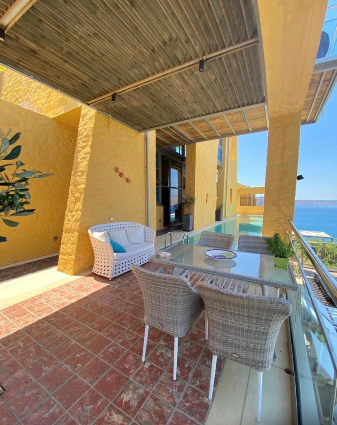 Beachfront Ravdoucha Epavlis Eleni Villa - Pool, Hot Tub, Gym, Sauna, Private Parking, Wifi La Canea Exterior foto