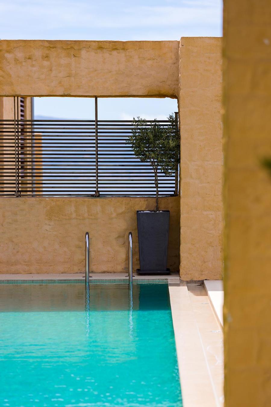 Beachfront Ravdoucha Epavlis Eleni Villa - Pool, Hot Tub, Gym, Sauna, Private Parking, Wifi La Canea Exterior foto