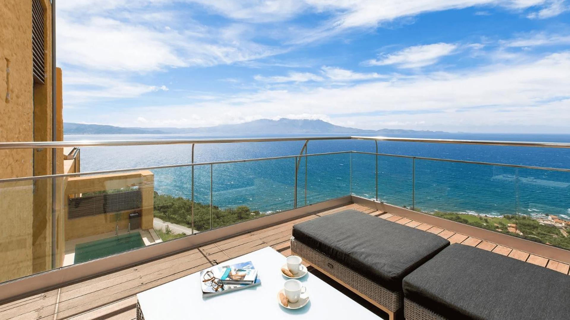 Beachfront Ravdoucha Epavlis Eleni Villa - Pool, Hot Tub, Gym, Sauna, Private Parking, Wifi La Canea Exterior foto