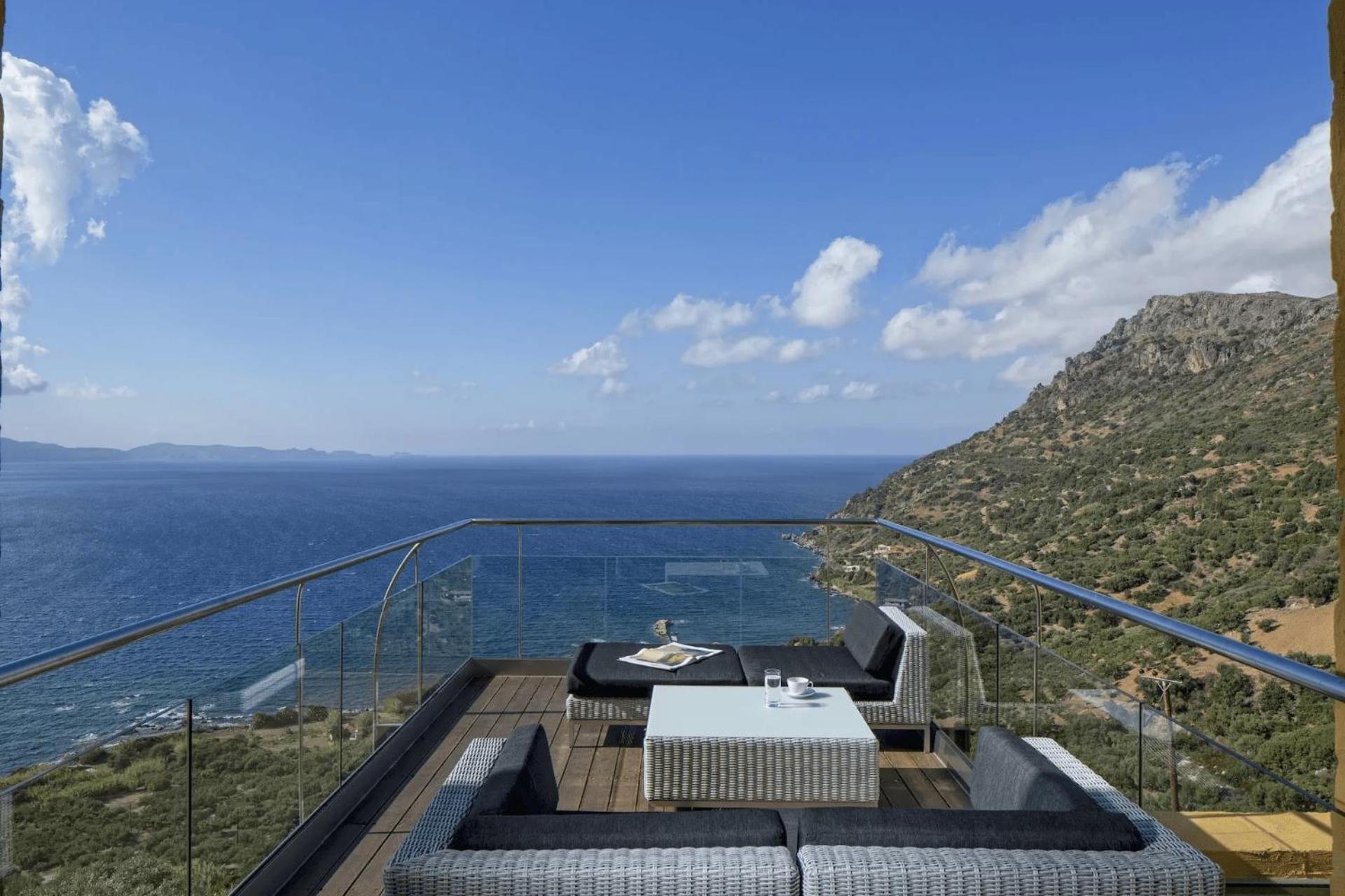 Beachfront Ravdoucha Epavlis Eleni Villa - Pool, Hot Tub, Gym, Sauna, Private Parking, Wifi La Canea Exterior foto