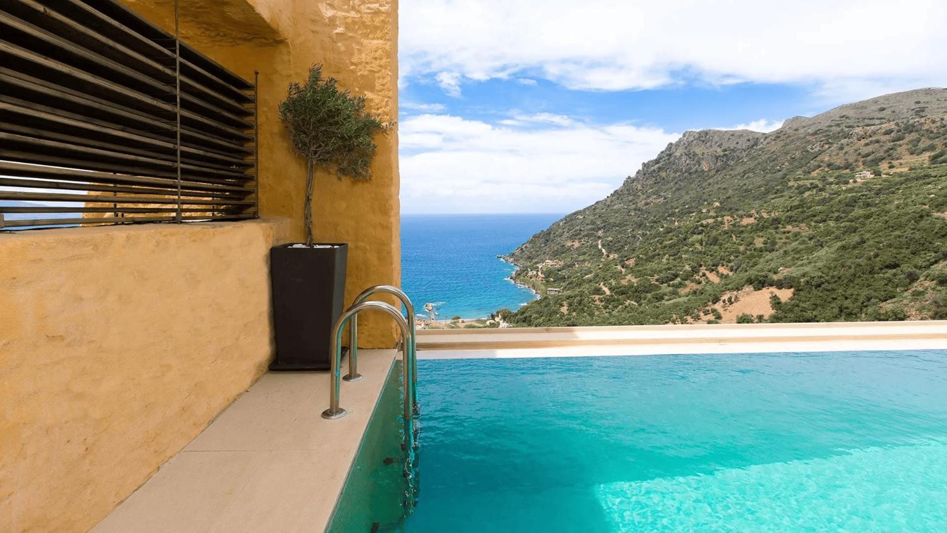 Beachfront Ravdoucha Epavlis Eleni Villa - Pool, Hot Tub, Gym, Sauna, Private Parking, Wifi La Canea Exterior foto